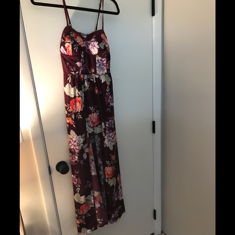 Lightweight dress (with hidden shorts) size small